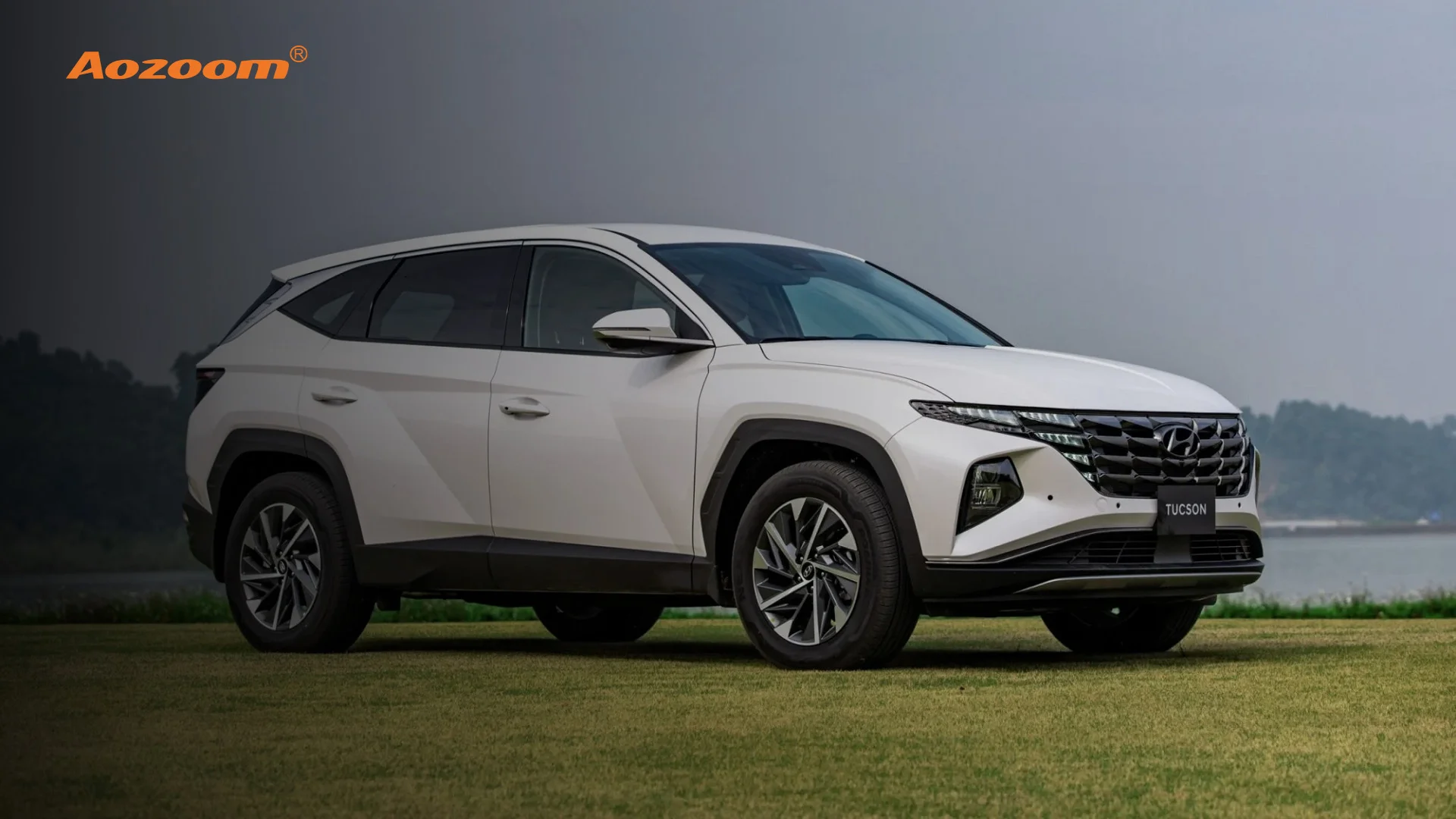 HYUNDAI TUCSON độ đèn tăng sáng văn minh, nơi chuyên lắp đặt