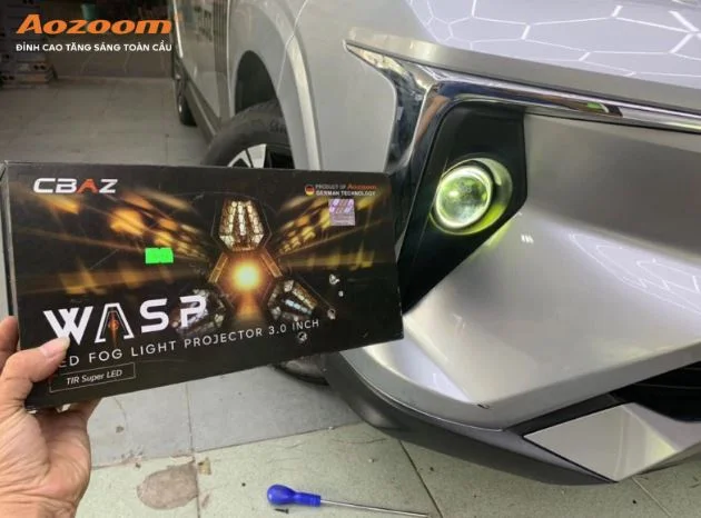 Cho phép lắp đặt thêm đèn sương mù dạng rời