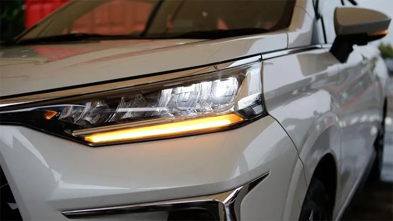 Đèn pha TOYOTA VELOZ