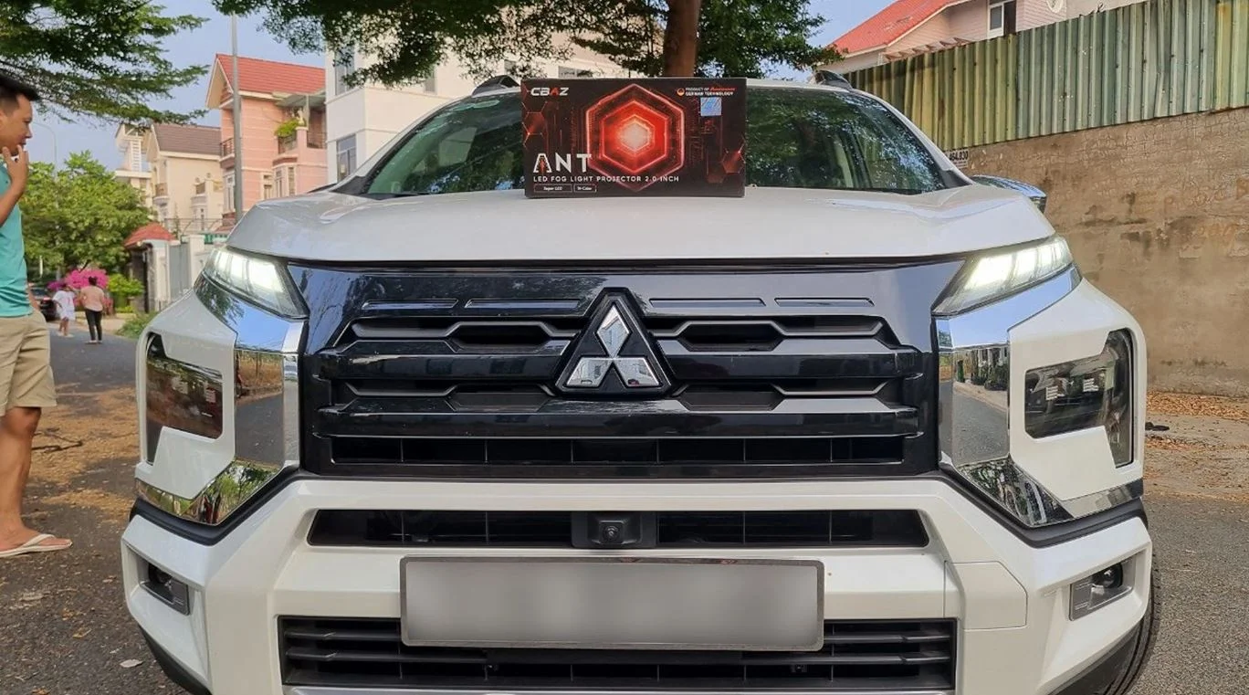 Độ bi đèn pha Mitsubishi Xpander