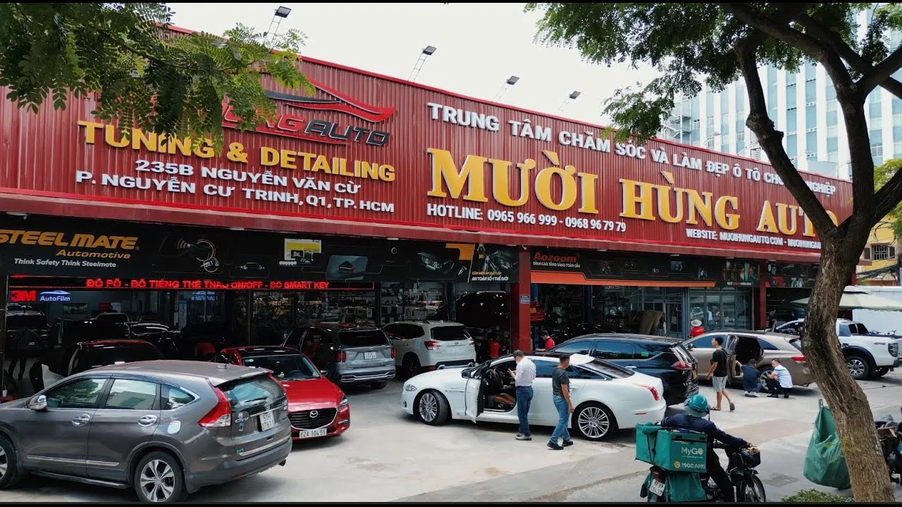 Đại lý Mười Hùng Auto, có phân phối đèn tăng sáng văn minh chính hãng AOZOOM