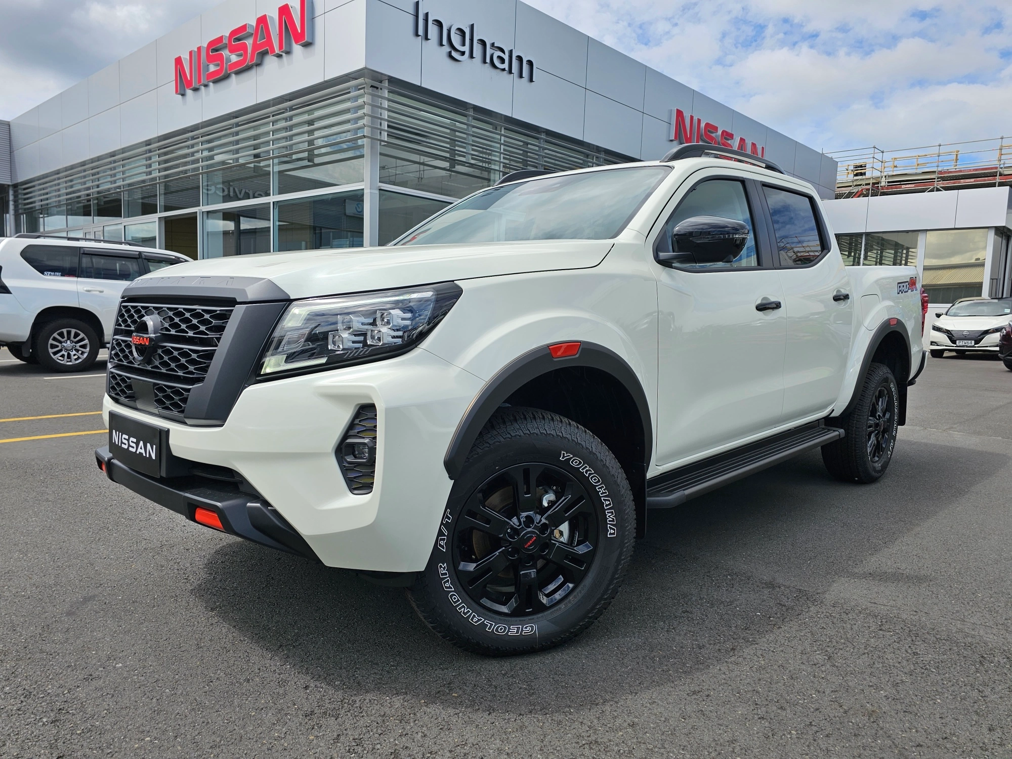 NISSAN NAVARA