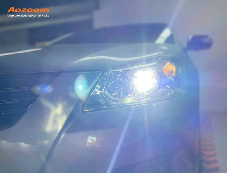 Lắp đặt sai cách hoặc bi LED kém chất lượng sẽ dẫn đến việc gây chói cho người đối diện