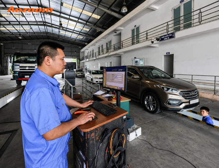 Quá hạn đăng kiểm sẽ khiến tài xế bị phạt tiền và trừ điểm giấy phép lái xe