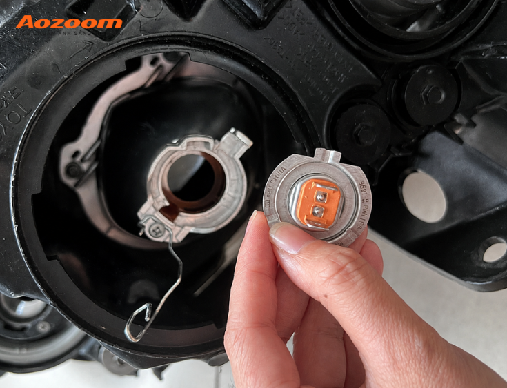 Bóng đèn LED chân H7 sẽ thay thế cho hệ thống bóng Halogen H7 nguyên bản
