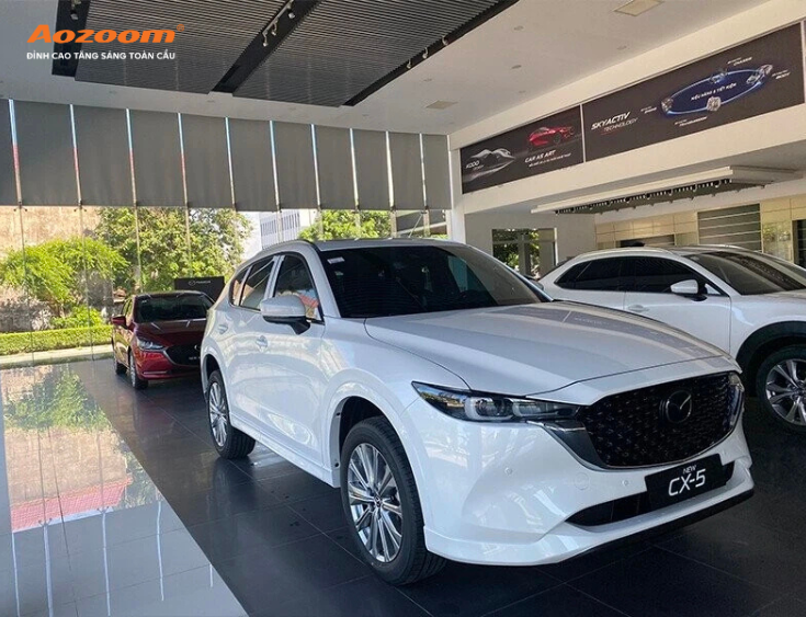Nhóm phiên bản 2.0L không có sự chênh lệch quá nhiều về giá
