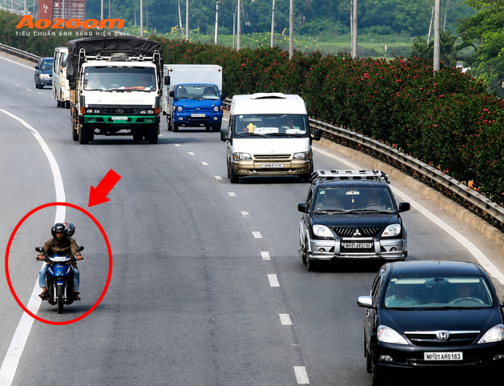 Việc đi nhầm sang làn của loại phương tiện khác có thể dẫn đến nhiều tình huống nguy hiểm