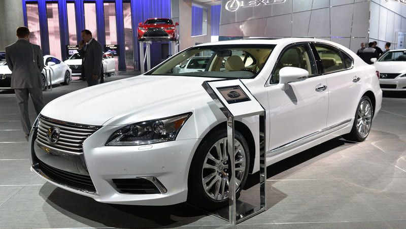 LEXUS LS 460