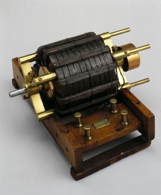 Dòng điện cảm ứng của Nikola Tesla