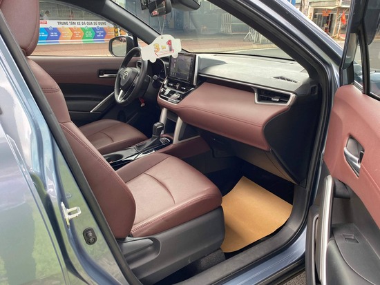 Nội thất Toyota Corolla Cross 1.8HEV