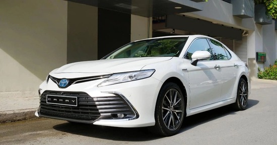 Toyota Camry 2.5HV