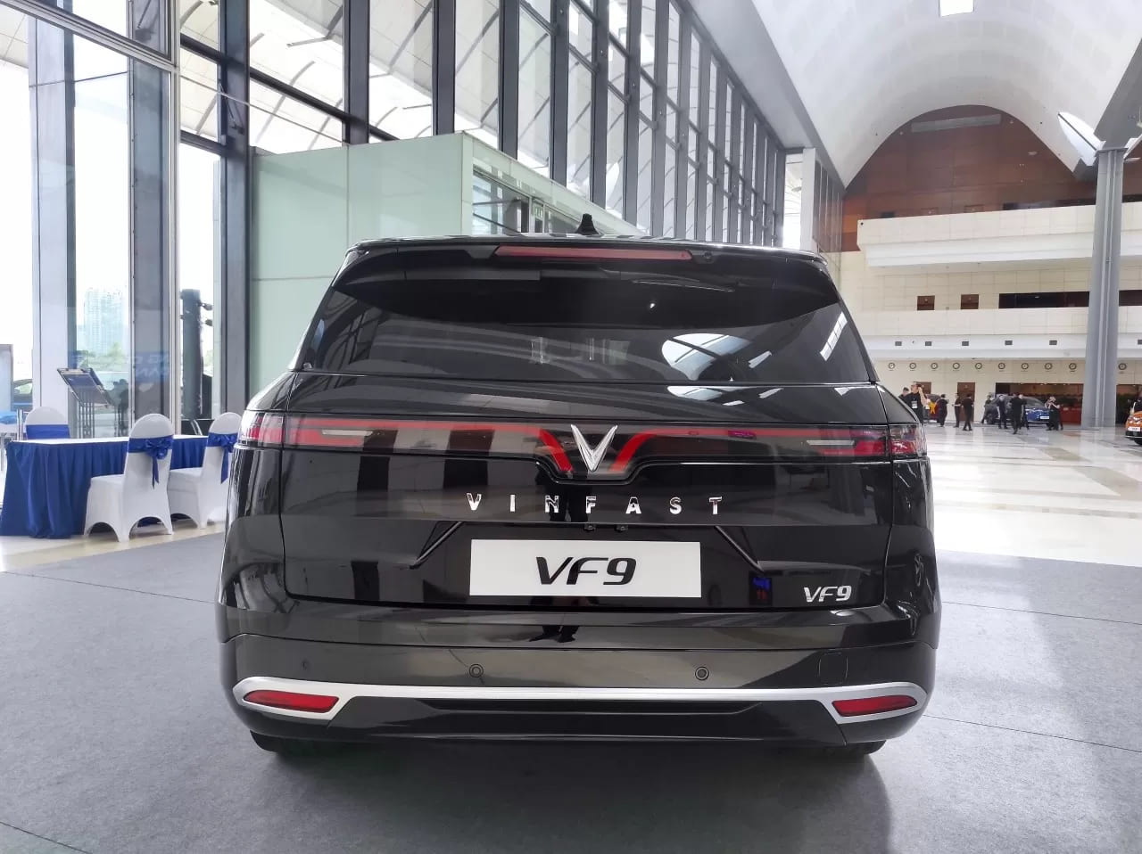 Phần đuôi của VINFAST VF9