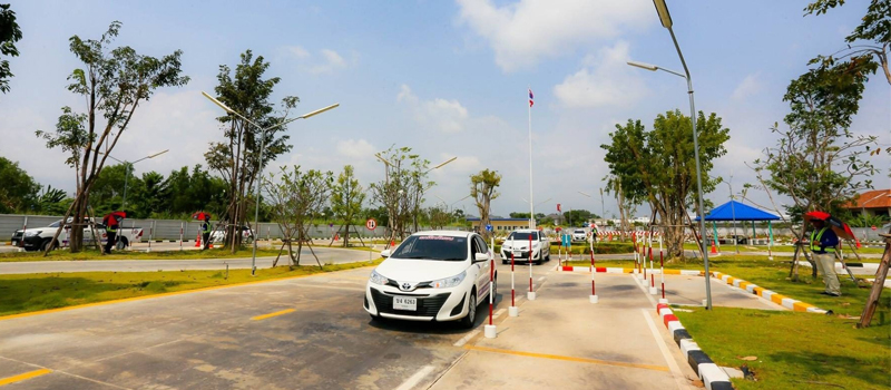 San-tap-lai-o-to-tai-thanh-pho-Ho-Chi-Minh